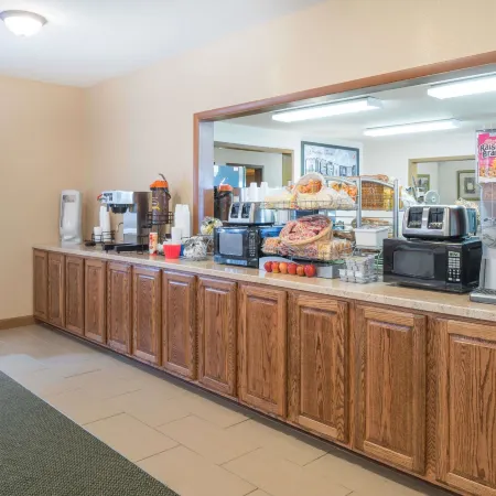 Super 8 by Wyndham Poplar Bluff Missouri