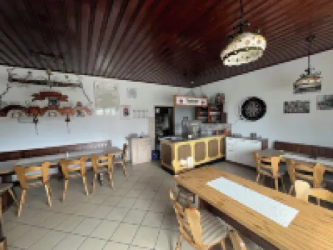 Gasthaus & Metzgerei Besenhardt Hotels in Wackersdorf