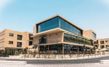 M Boutique Hotel - Designed for Adults