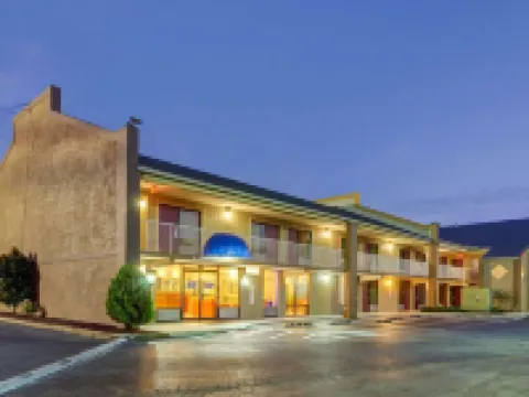 Rodeway Inn ノークロスのホテル