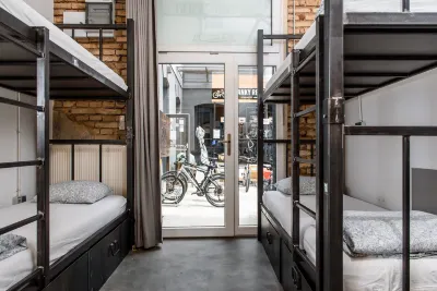 Stay Swanky Hostel Hotels in 