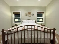 Welcome to Oak & Fern Suite