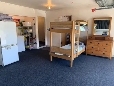 “CedarView at Kinloch” - a brilliant 3 bedroom holiday home with stunning views Hotels in der Nähe von Whakaipo Bay