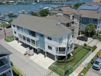 Oceanview on Banks Channel w/private pier and boat slips Hotels in Wrightsville Beach