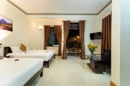 Hoa Thu Homestay Hotels near Hội An Night Market
