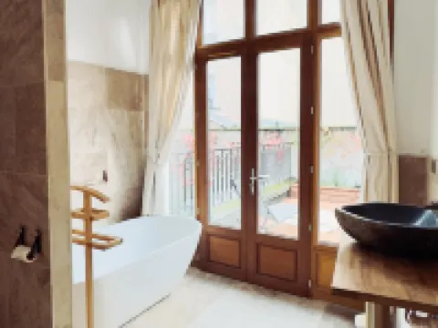 Les Suites de L’Opéra Hotels in Vichy
