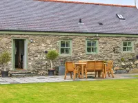 Moelis Barn 科文住宿飯店