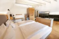 Wanderers Neubau Hotels in Siebeldingen