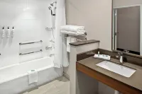 斯托克頓拉瑟普萬豪萬楓飯店 特雷西住宿飯店