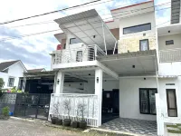 MP Villa Palmiers B3 Malang Hotels in Ngijo