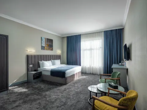 Novo Sky Hotel Отели рядом с достопримечательностью «Мечеть Гейдара»