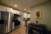 Short walk to river or downtown Kent.