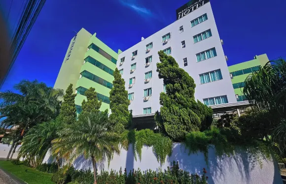 帕拉卡圖廣場酒店