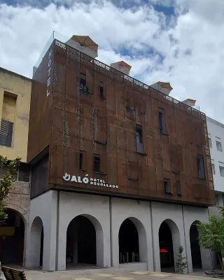 阿洛德戈拉多飯店 University Center of Art Architecture and Design附近的飯店