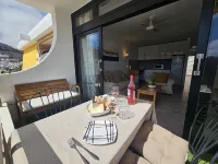 Apartment with Sea View Close to the beach