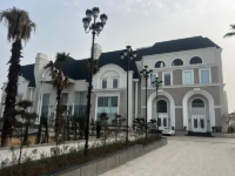 勞裏安度假村