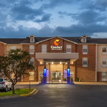 Comfort Inn & Suites St Louis - Chesterfield
