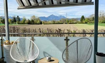 Cozy Apartment Salzburg, 50 m2, With Garden, Terrace, own Entrance, Free Parking
