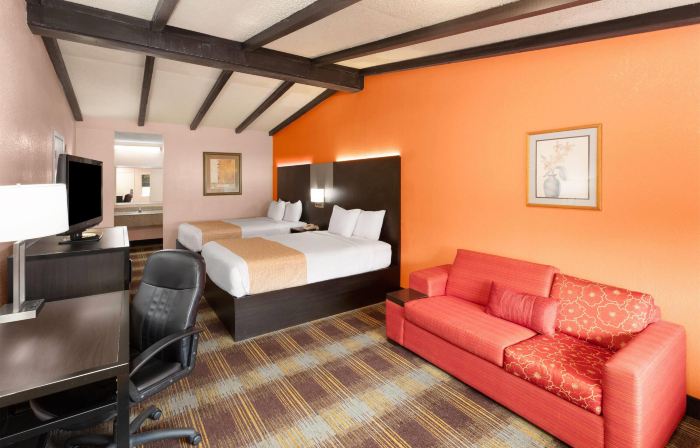 Travelodge by Wyndham New Braunfels