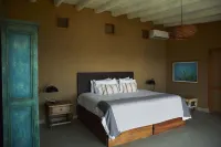 w Remarkable 1BR w Pool in M Ncora Hotels in 