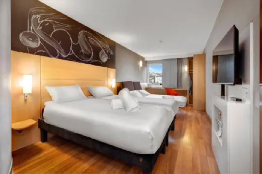 ไอบิส ไบรตัน ซิตี้ เซ็นเตอร์ โฮเทล