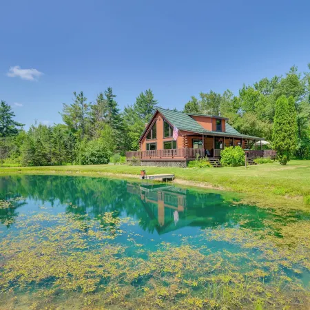 Michigan Cabin w/ On-site Fishing Pond & Deck
