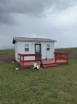 Charming 1-bedroom cottage in tranquil East Glacier Park with WiFi, AC