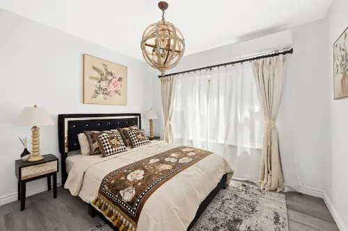 Orange Grove Farmhouse in Lake Elsinore