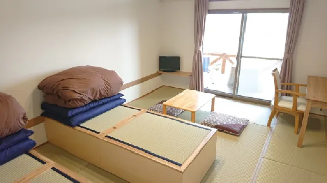 Youth Guest House Atoma - Hostel