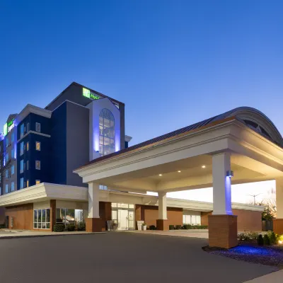 Holiday Inn Express AUGUSTA DOWNTOWN by IHG Hotels near Paine College