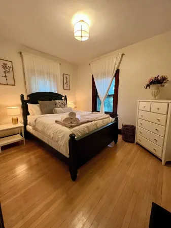 Westside Nook-5 Min Walk2Spooky Отели в г. Гамильтон