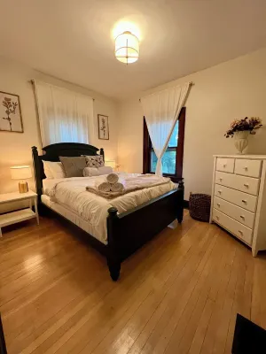 Westside Nook-5 Min Walk2Spooky