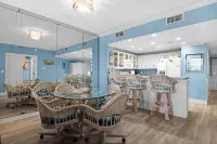 "Salty Beach" Beachfront Paradise, your Dream Getaway.  Poolside Cabana Bar/Cafe
