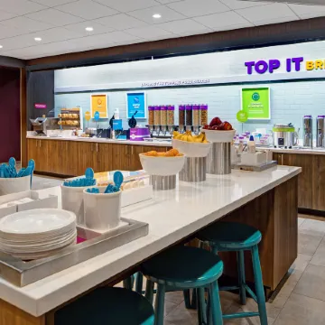 Tru by Hilton Austin Airport