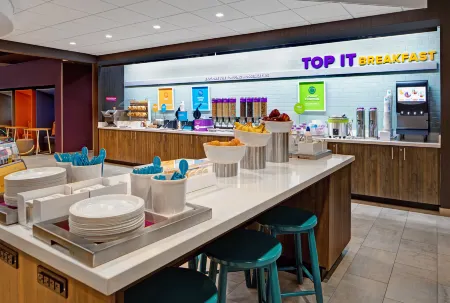 Tru by Hilton Austin Airport Отели рядом с Аэропорт Бергстром