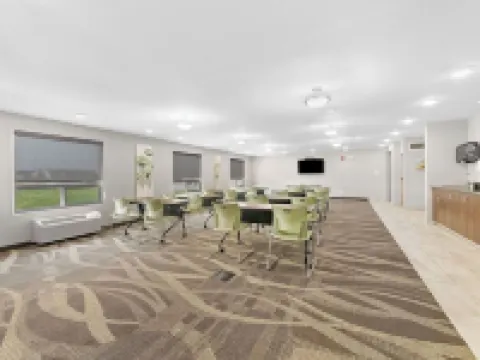 Home Inn and Suites Lloydminster Hoteles en Lloydminster