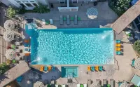 Modern 1Br Reno Retreat · Near Reno Events & Pool - Rooftop Pools