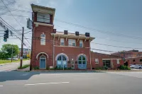 Downtown Winston-Salem Condo w/ Private Library!