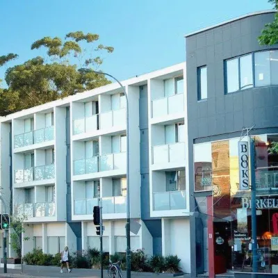 Oxford House Hotels near Taylor Square