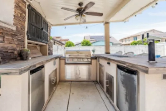 Charming 1-bedroom apart with  Sofa Bed in living room in Lake Elsinoire with AC