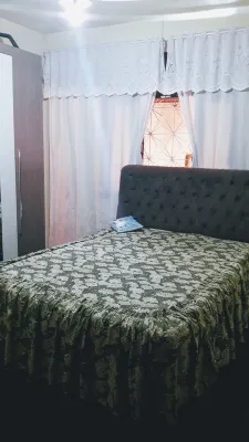 House 2 blocks from Jaconé beach, prime street 5 minutes from the main shops Jacone 호텔