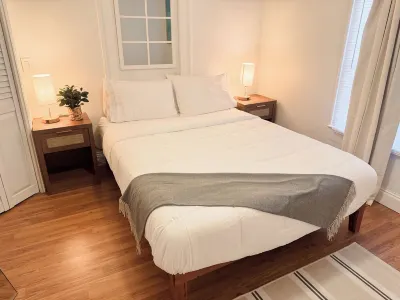 Coastal Bungalow ~ Firepit, Pool, Gazebo Hotel a Winter Park/Altamone Springs