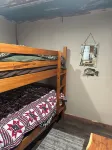Zeke’s Retreat – Hunter’s Getaway with On-Site Taxidermy Shop