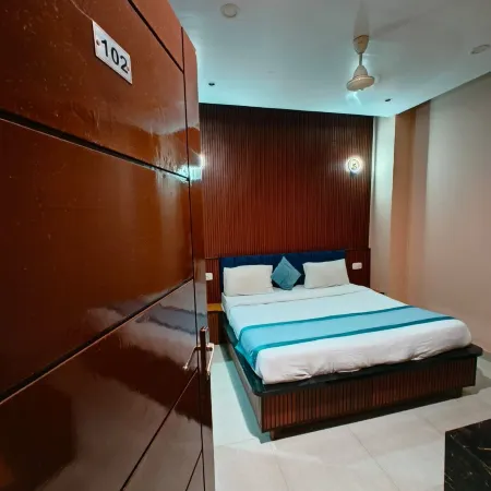 Hotel the Royal