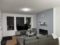 Elegant 3BD Home in Beaumont, Double Garage 2.5WC.WiFi, Near Airport, Workspace. Hotels in Leduc County