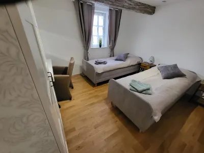 Pension Kostera in der Nähe Darmstadt, Frankfurt, Aschaffenburg Salty Lounge附近的飯店