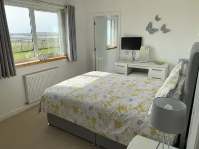 TRANQUIL SANDS - A Pet Friendly Bungalow, walking distance to a stunning Beach Hôtels à : 