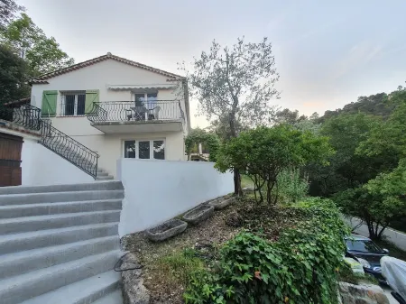 Maison 170m2, Piscine , 4 Chambres, 3 Sdb, Clim, Wifi