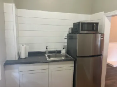 Cute Studio on the Bike Trail Hotels in Winter Garden