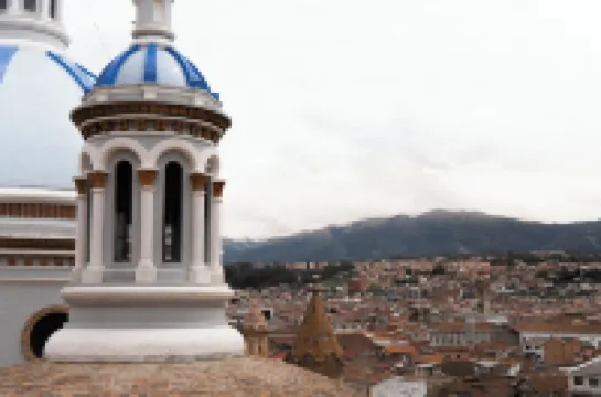 Charming Apartment in Cuenca’s Historic Center– Quiet and Abundant Natural Light